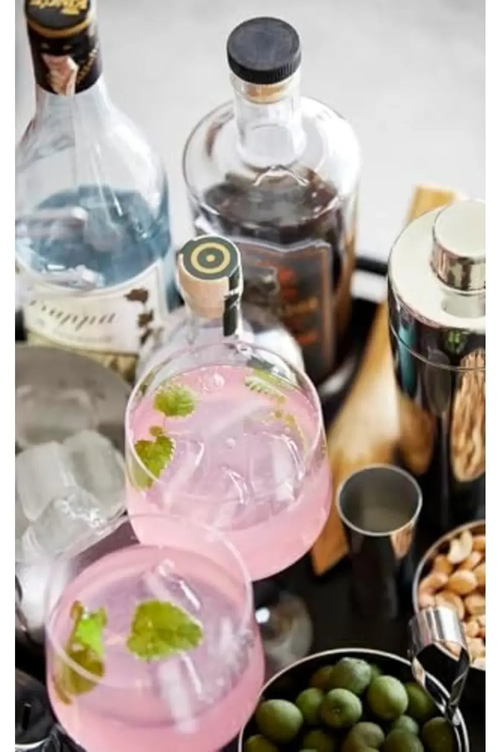 Rocks Shaker Dia. 7 x 23 cm 400 ml cilalı çelik 395519