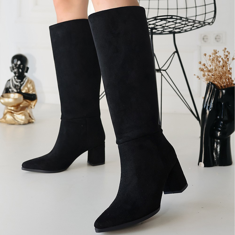 Roksa Siyah Süet Topuklu Çizme Roksa Siyah Süet Topuklu Çizme