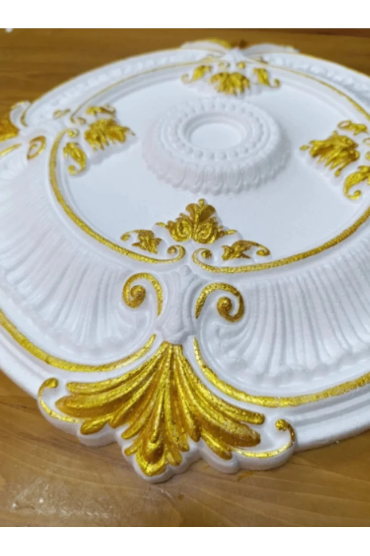 ROMA DESENLİ METALİK BOYALI TAVAN GÖBEĞİ - 50 cm - ALTIN (Gold) R