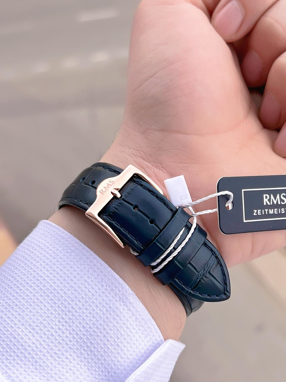 Romanson Sapphire Camlı Deri Kordon Takvimli Kadran 5Atm Suya Day