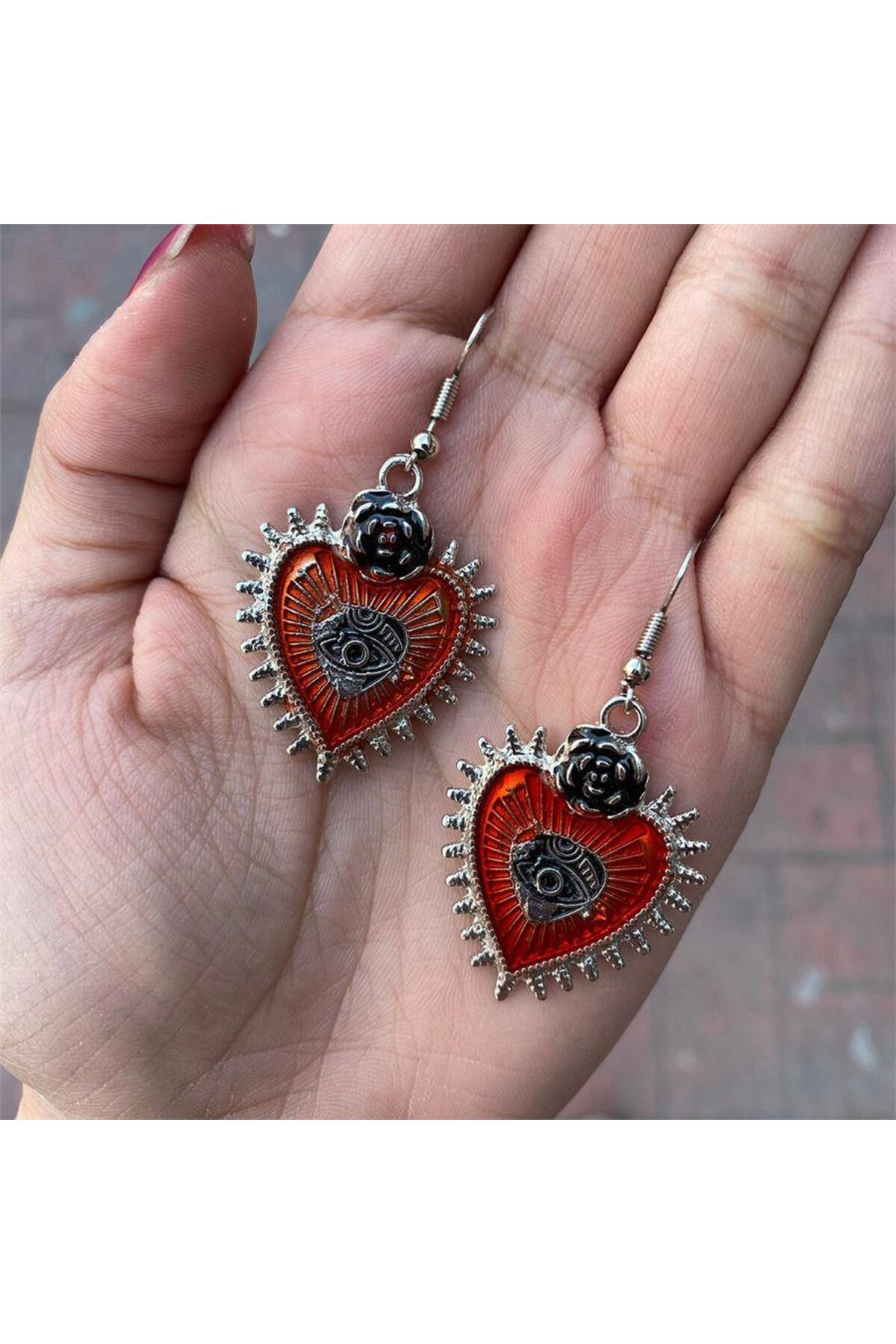 Rose Eye Of Heart Küpe