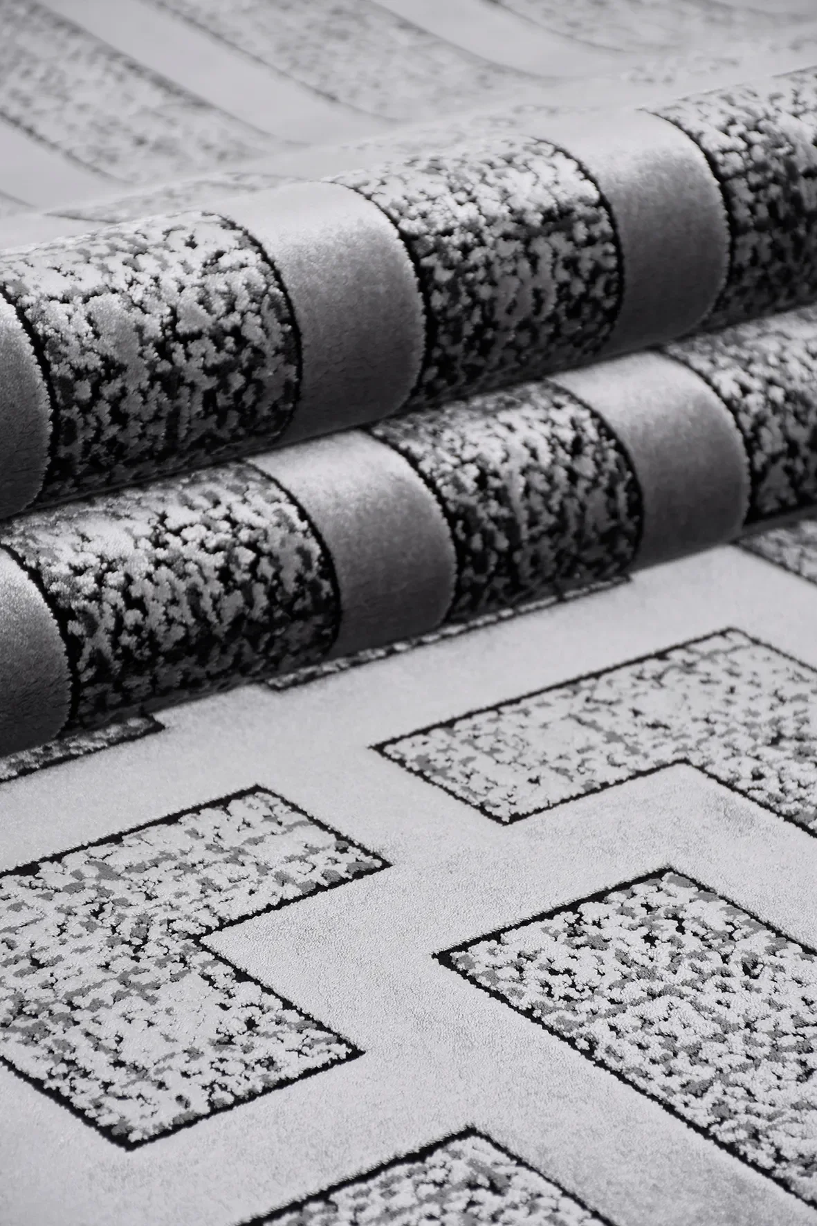 Roxstone Model Yüksek İlmek Sıklığına Sahip Modern Oturma Odası Halısı Fiyatı, Yorumları ve Özellikleri