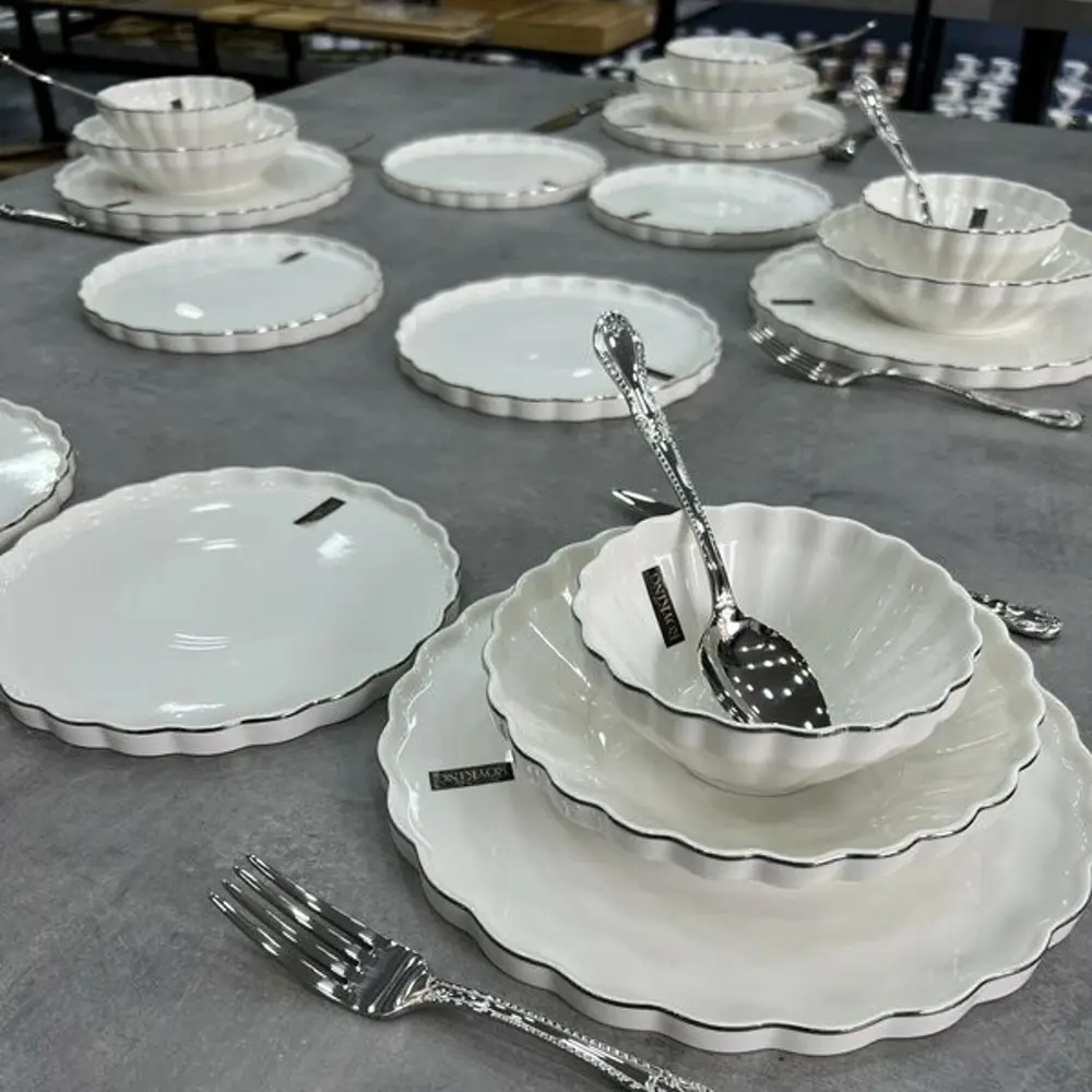 Roy King Twist Silver 24 Parça Porselen Yemek Takımı Hrn018