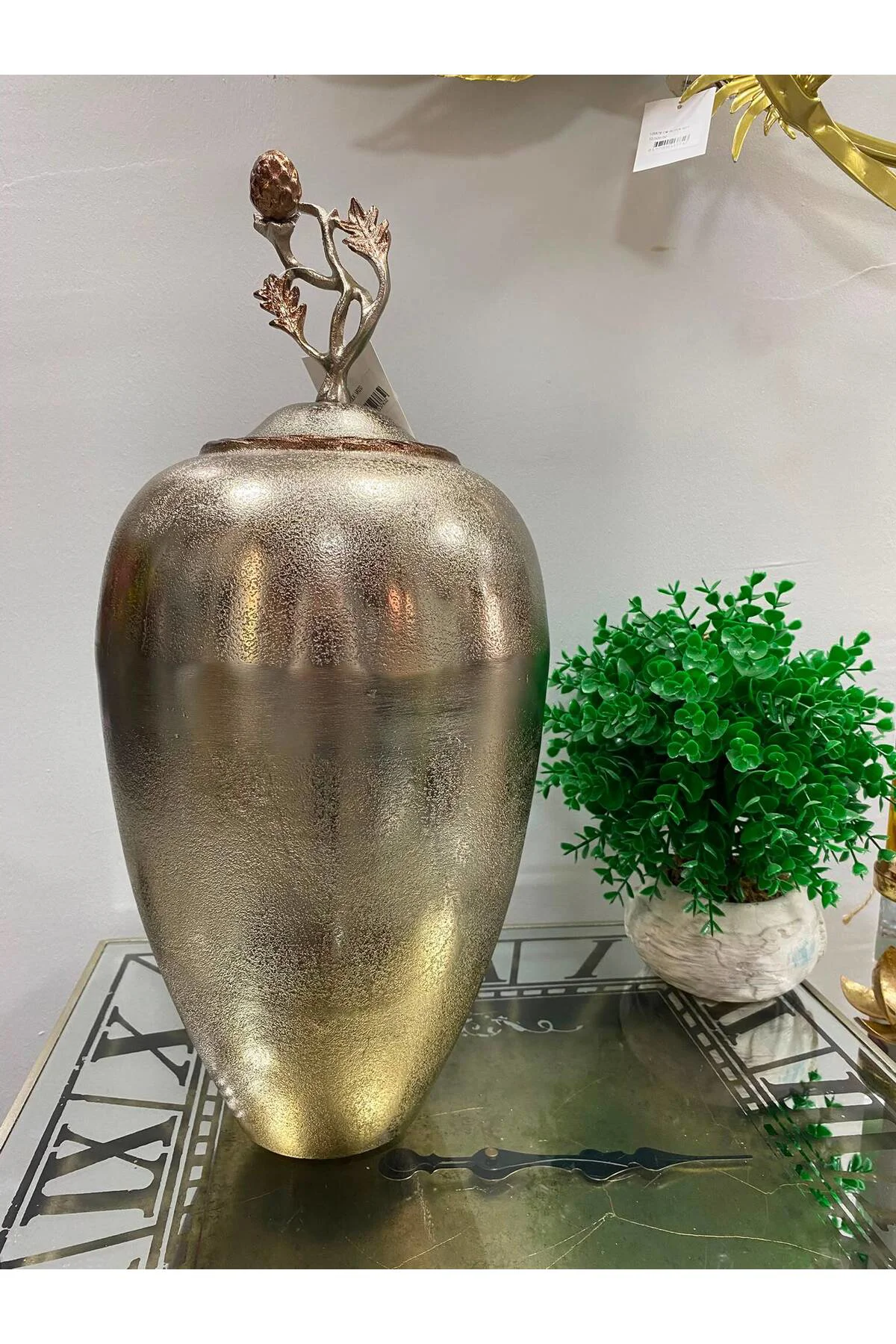 Royal Metal Döküm Kapaklı Küp Vazo 22x40cm Royal Metal Döküm Kapaklı Küp Vazo 22x40cm