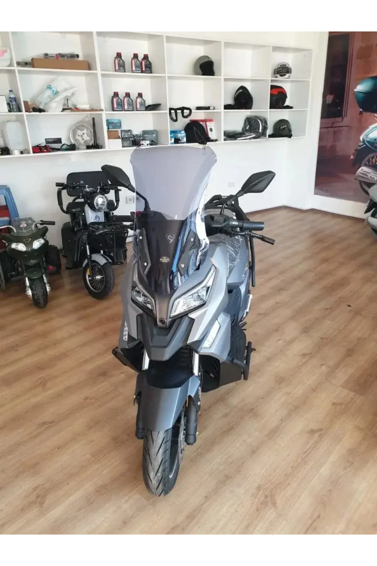 RT2 Ragner Ön Cam 2023-2026 Model 56cm Füme Renkli 4mm UZUN