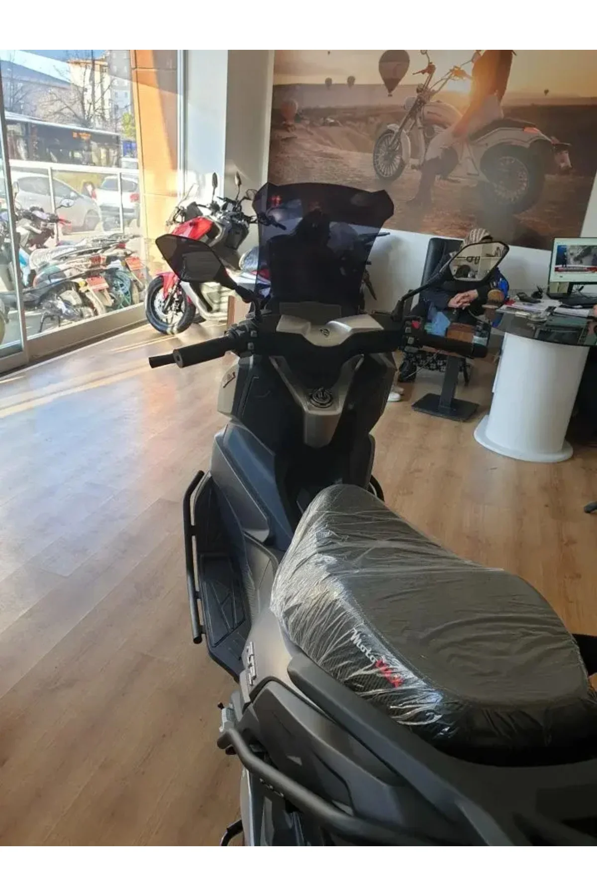 RT2 Ragner Ön Cam 2023-2026 Model 56cm Siyah Renkli 4mm UZUN