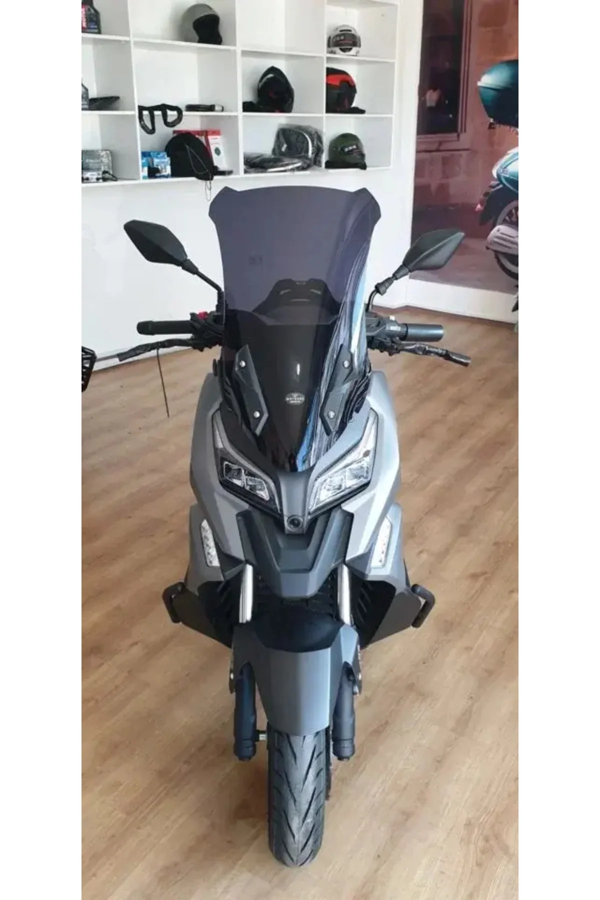 RT2 Ragner Ön Cam 2023-2026 Model 56cm Siyah Renkli 4mm UZUN