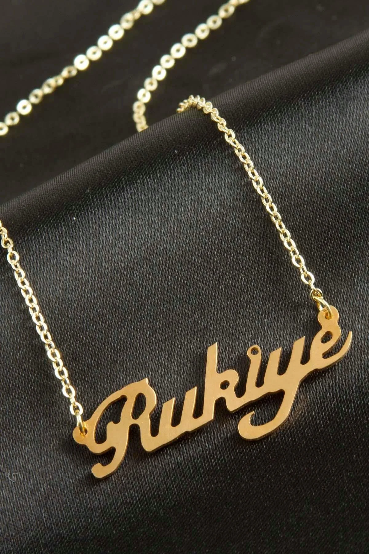 Rukiye Isimli Kolye (Kişiye Özel) Rukiye Isimli Kolye (Kişiye Özel)