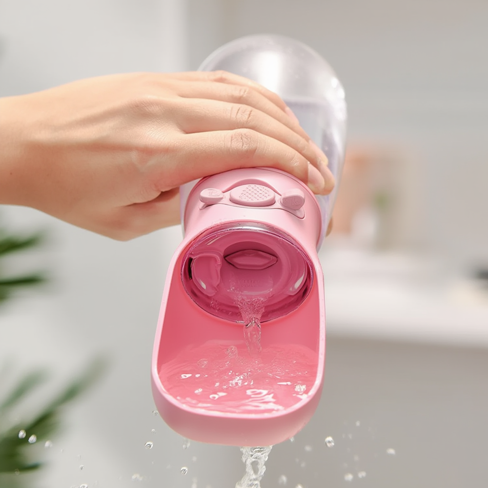 Runaway Taşınabilir Köpek Su Matarası - Sızdırmaz 350 ml Runaway Taşınabilir Köpek Su Matarası - Sızdırmaz 350 ml