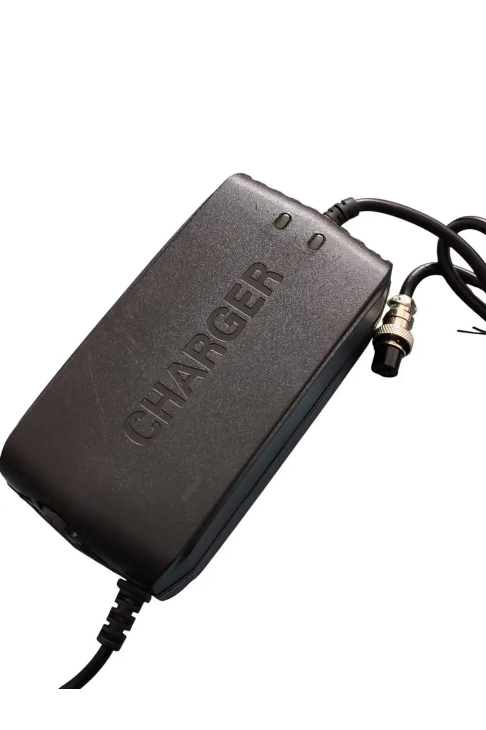 RX5 – RX7 – RX8 Uyumlu 67.2V 2A Elektrikli Scooter Şarj Cihazı (K
