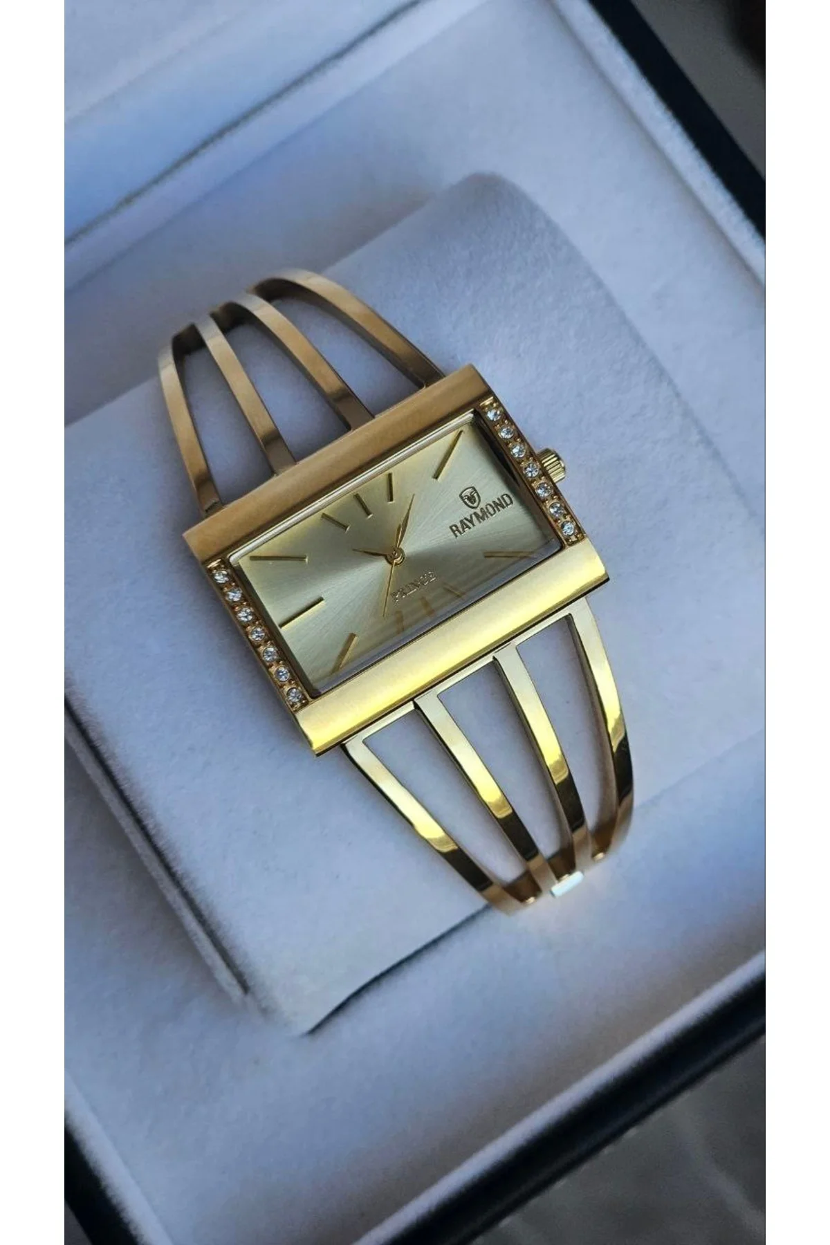 RYM-1142 QUARTZ KABURGA MODELİ KADIN KOL SAATİ - 2 YIL GARANTİ GOLD RYM-1142 QUARTZ KABURGA MODELİ KADIN KOL SAATİ - 2 YIL GARANTİ GOLD