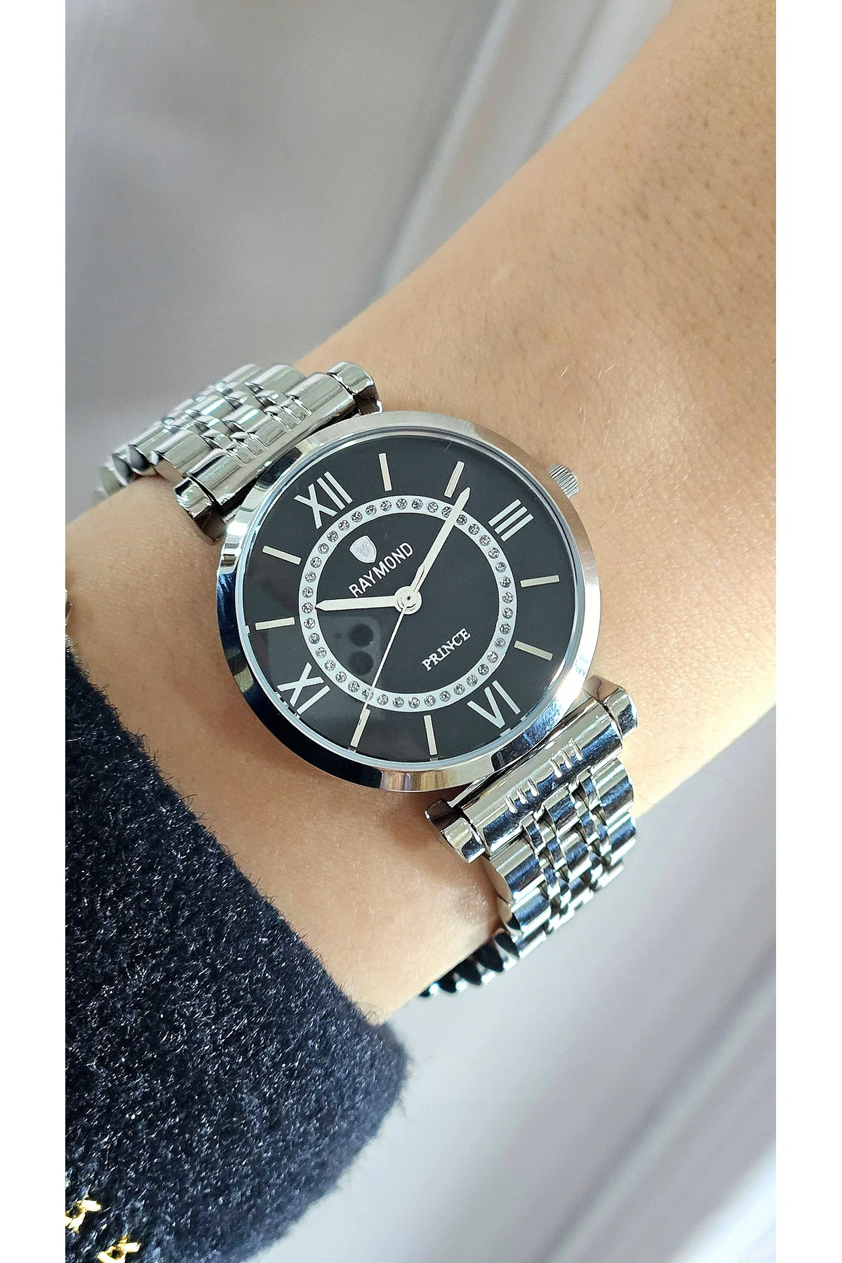 RYM-213055 QUARTZ KADIN KOL SAATİ - 2 YIL GARANTİ GÜMÜŞ-SİYAH RYM-213055 QUARTZ KADIN KOL SAATİ - 2 YIL GARANTİ GÜMÜŞ-SİYAH