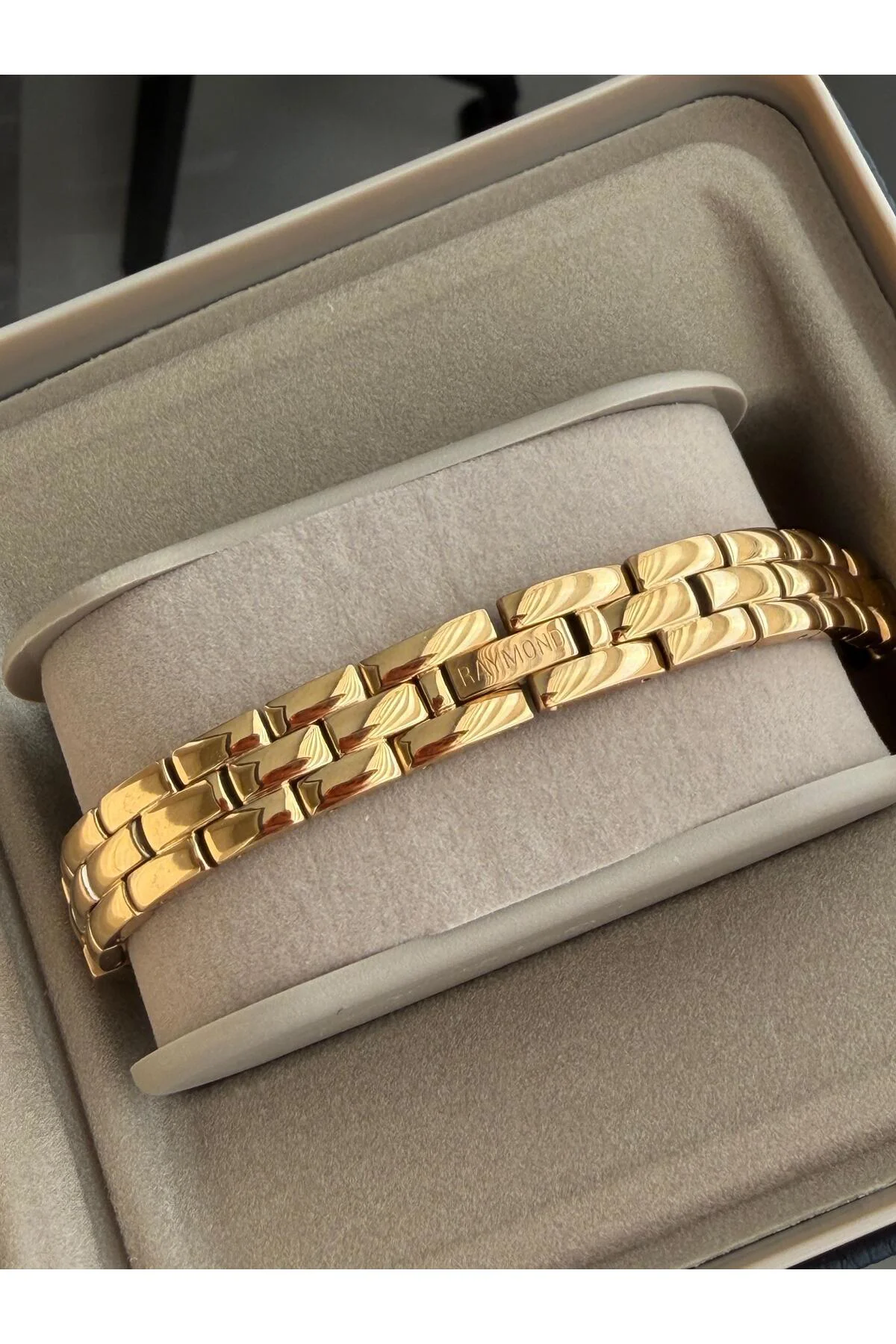 RYM-5034 QUARTZ KADIN KOL SAATİ - SU GEÇİRMEZ - ÇELİK KASA VE KORDON - 2 YIL GARANTİ GOLD-SİYAH