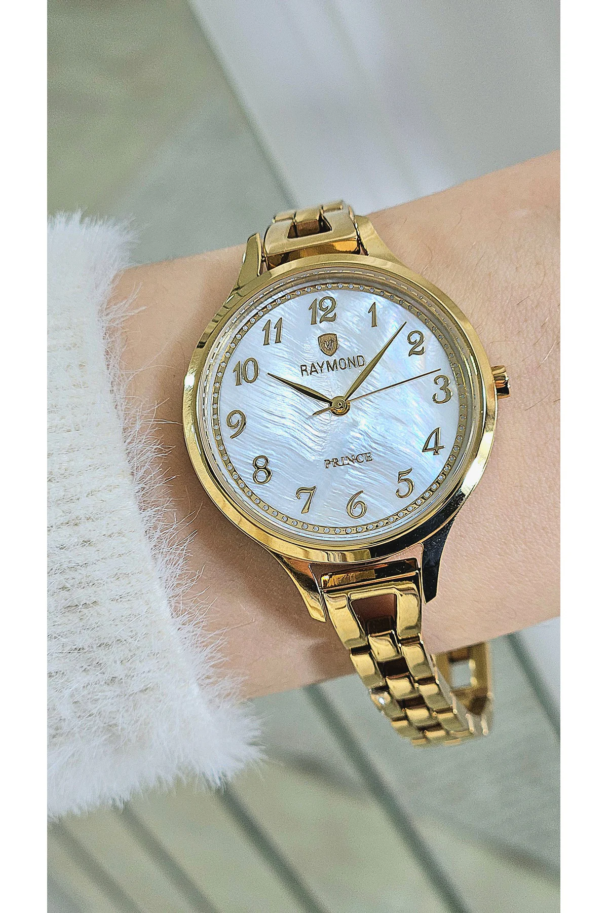 RYM-5036 32mm Kadın Kol Saati - Rakam Detaylı - Gold - Paslanmaz Çelik GOLD-BEYAZ