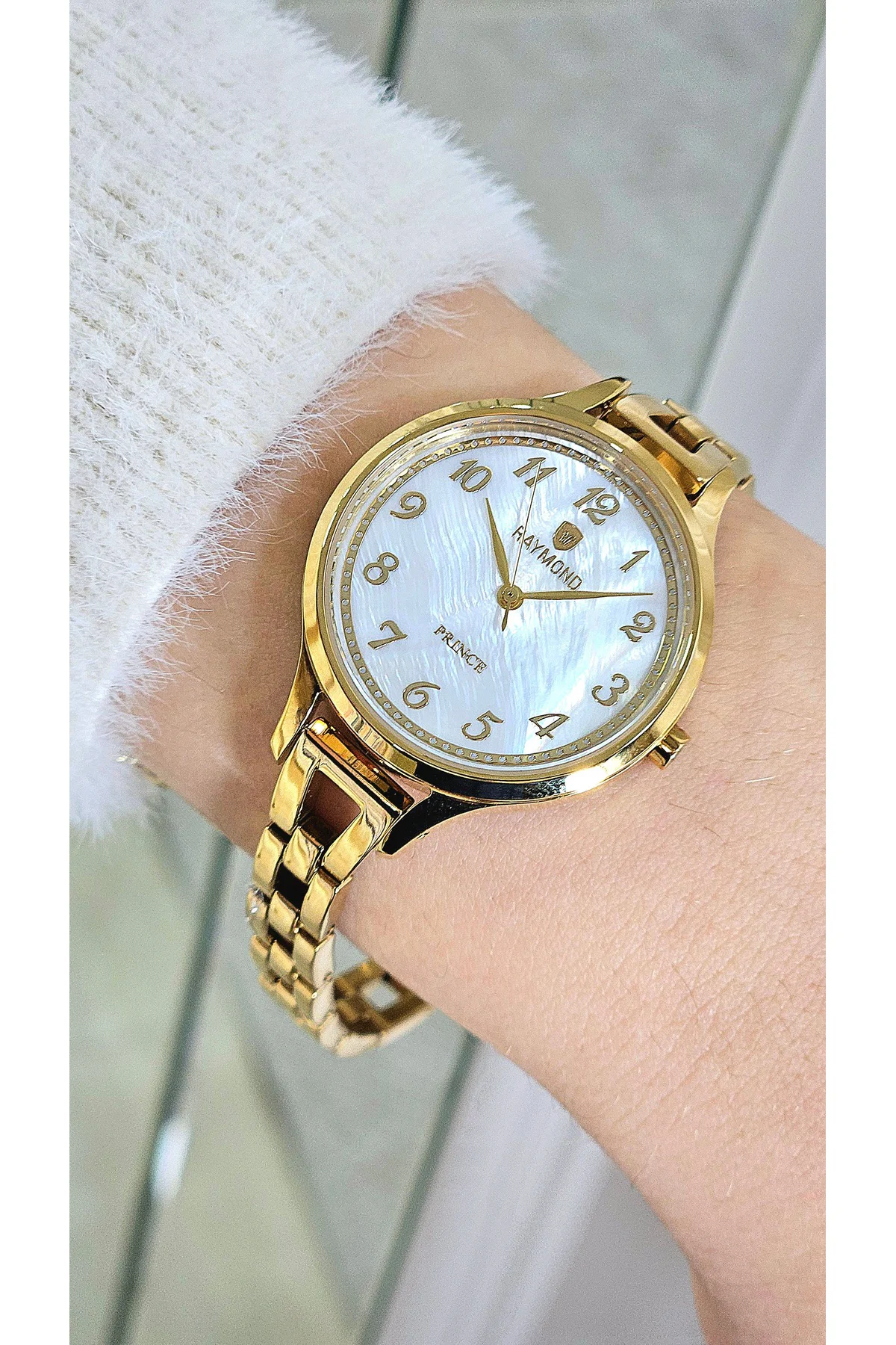 RYM-5036 32mm Kadın Kol Saati - Rakam Detaylı - Gold - Paslanmaz Çelik GOLD-BEYAZ