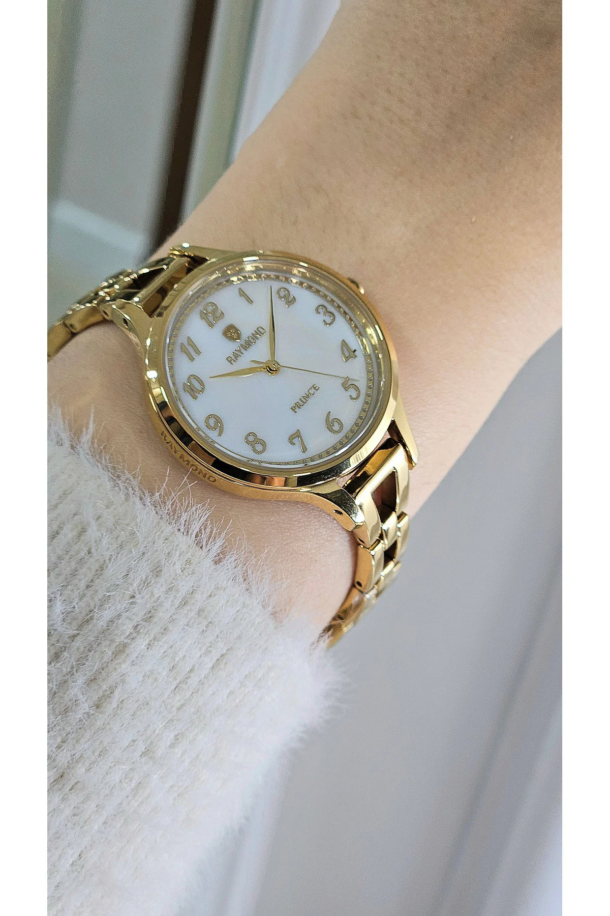 RYM-5036 32mm Kadın Kol Saati - Rakam Detaylı - Gold - Paslanmaz Çelik GOLD-BEYAZ