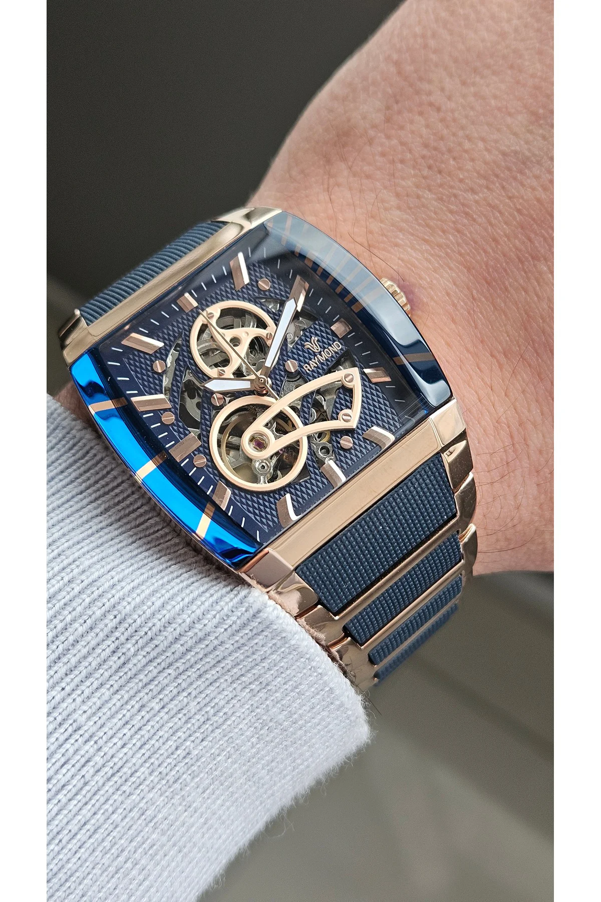 RYM-5129 RAYMOND OTOMATİK ERKEK KOL SAATİ - %100 ÇELİK VE 2 YIL GARANTİLİ RYM-5129 RAYMOND OTOMATİK ERKEK KOL SAATİ - %100 ÇELİK VE 2 YIL GARANTİLİ