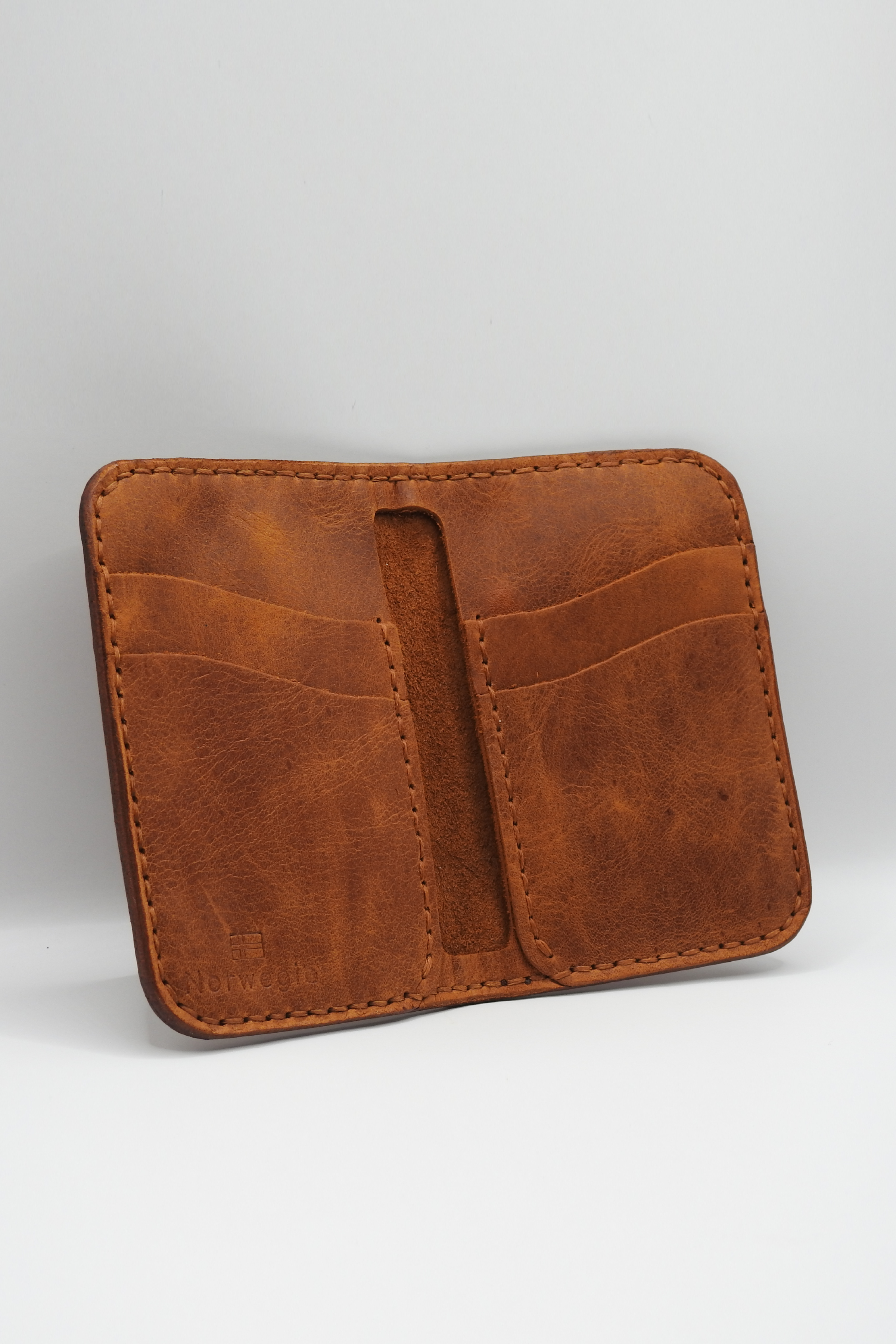 Norwegia Saga Kartlık Cüzdan %100 Hakiki Deri El Yapımı - Taba