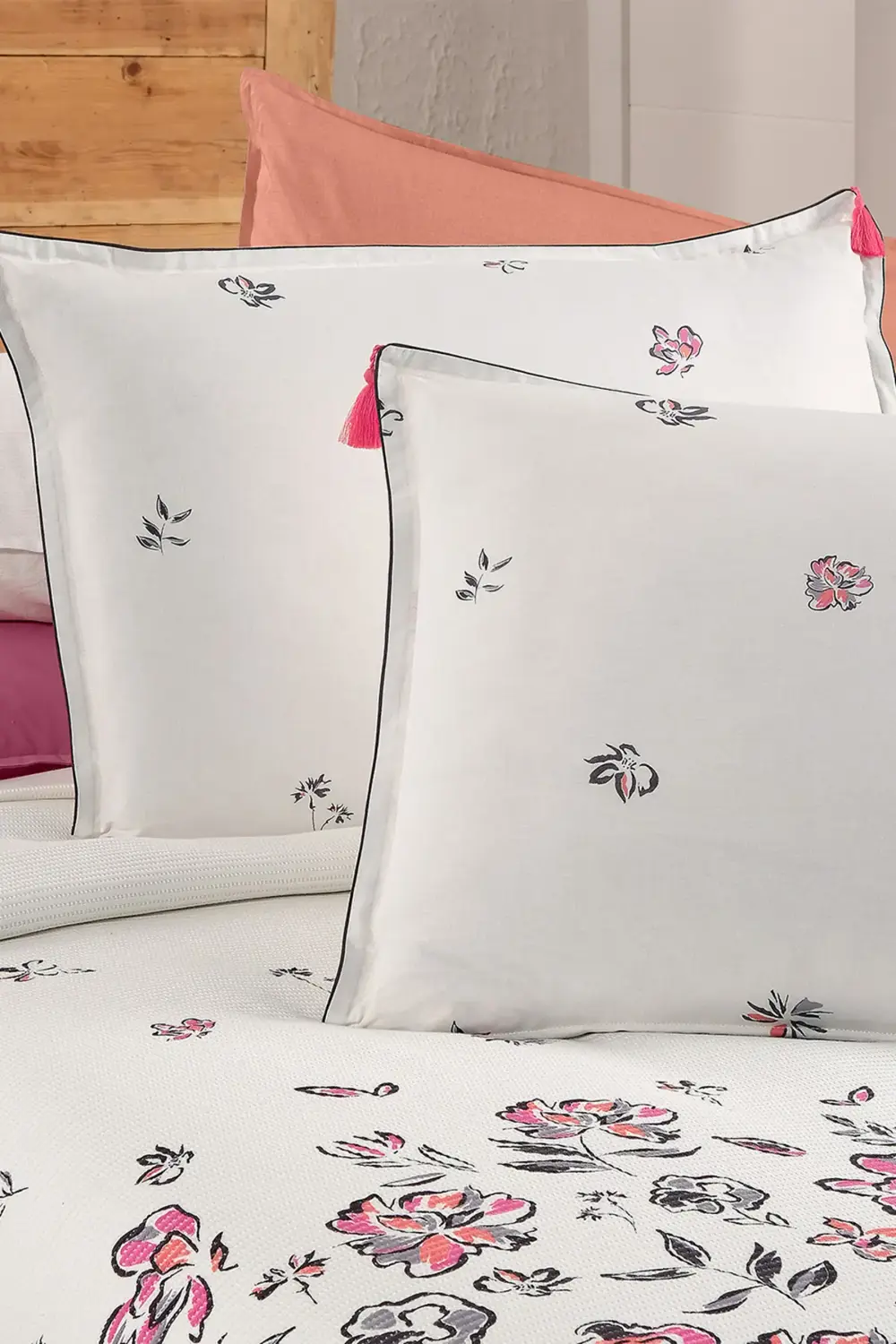 Saira Ekru Çift Kişilik %100 Pamuk Pike Takımı