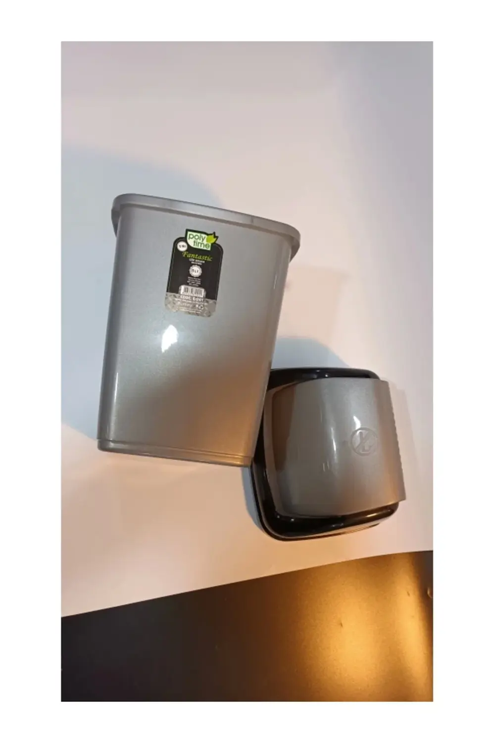 Sallanır Kapak Ofis Banyo Mutfak Bahçe Çöp Kutusu Kovası / 5 Litr