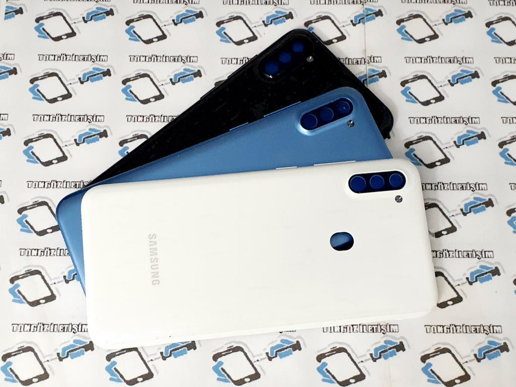 Samsung Galaxy A11 Full kasa Arka Pil Batarya Kapağı (Tuş Takımı)