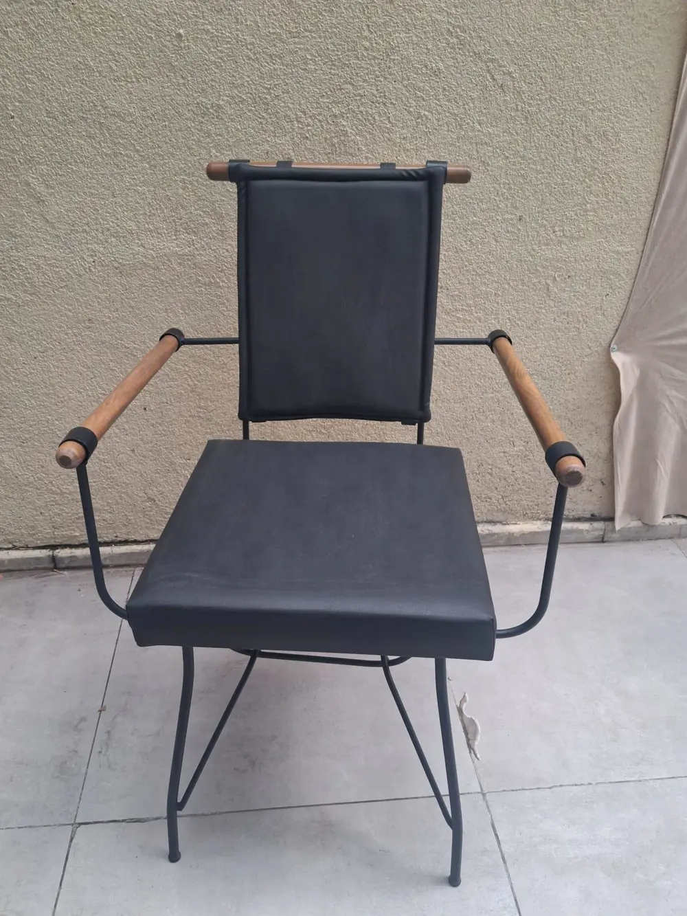 Sandalye 17983 PENYEZ Klasik Model Metal Siyah fırn boya ve sunid