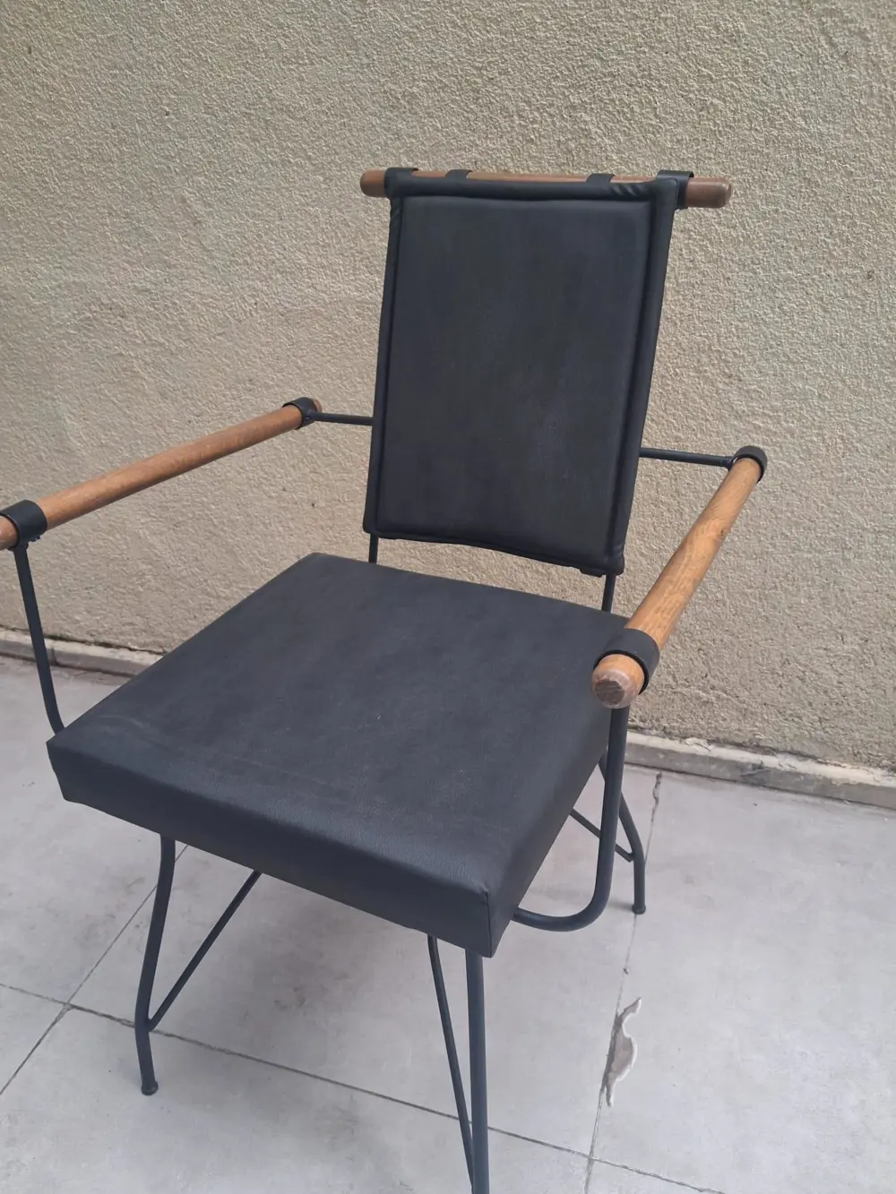 Sandalye 17983 PENYEZ Klasik Model Metal Siyah fırn boya ve sunid