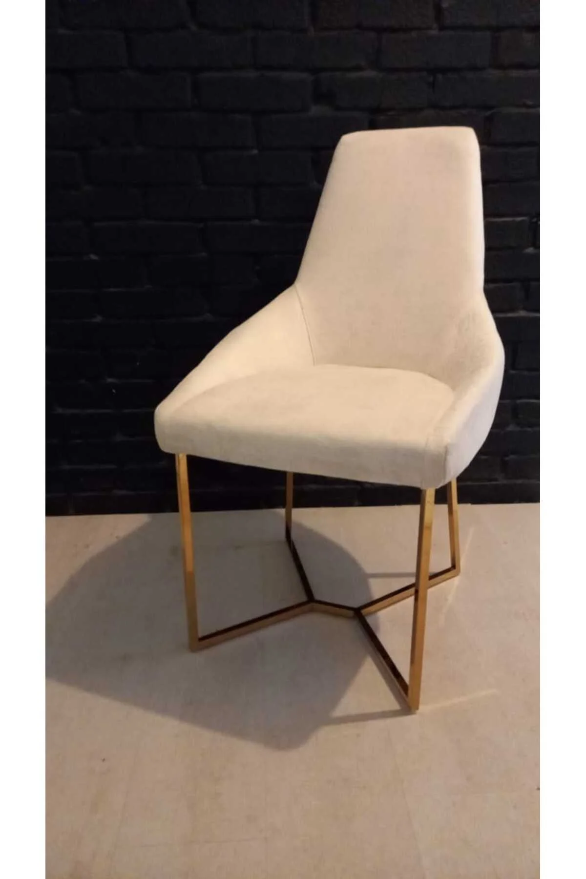 Sandalye 19417 PİRAMİT Model Metal Gold Renk Kaplama Babyfac Krem kumaş El Yapım - Görsel 2