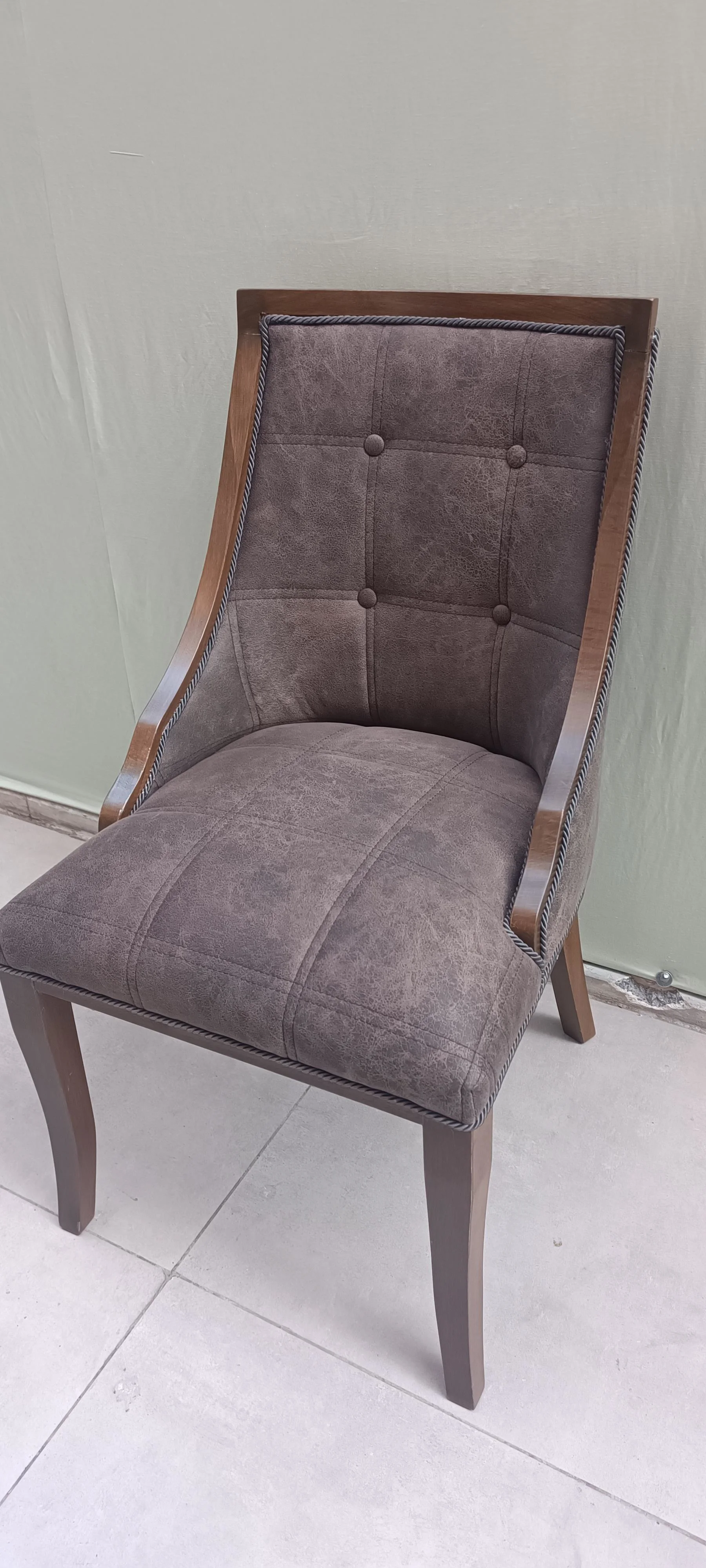 Sandalye 19777 ZUS2099 Kayın ayak ve Kenarı Çerçeve Model Kapiton