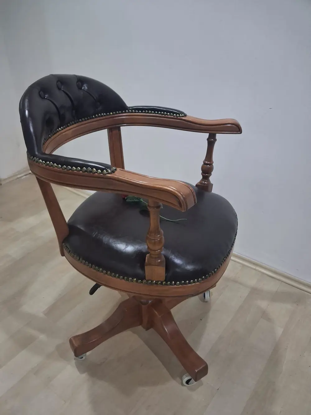 Sandalye 198724 Zus 2168 AMATSÖR Model Tam Kolçak Ayk Parlk Cevz 