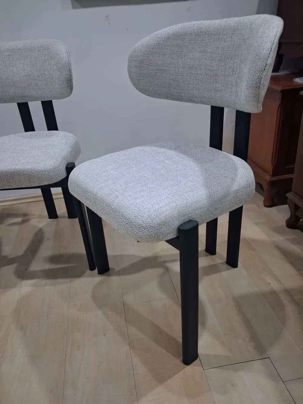 Sandalye 90604 Eliza Model Metal Siyah Ayak 4Ad keten kumaş Ortop