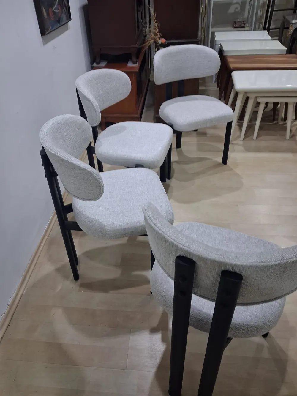 Sandalye 90604 Eliza Model Metal Siyah Ayak 4Ad keten kumaş Ortop