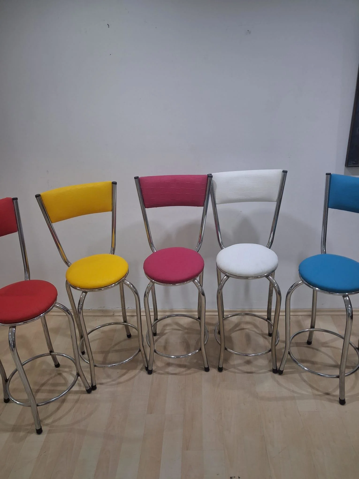Sandalye 90678 Yüksek Bar Tabure Renkli 5 Adet Metal Çelik Nikela