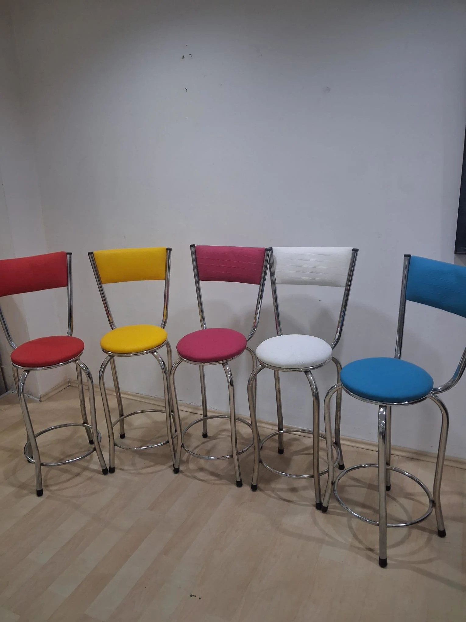 Sandalye 90678 Yüksek Bar Tabure Renkli 5 Adet Metal Çelik Nikela