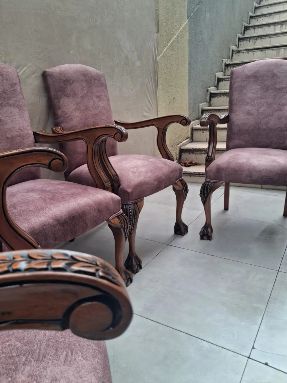 Sandalye Berjer Bengi 90620 Model Aslan Ayak  Oymalı Gölge Desen 