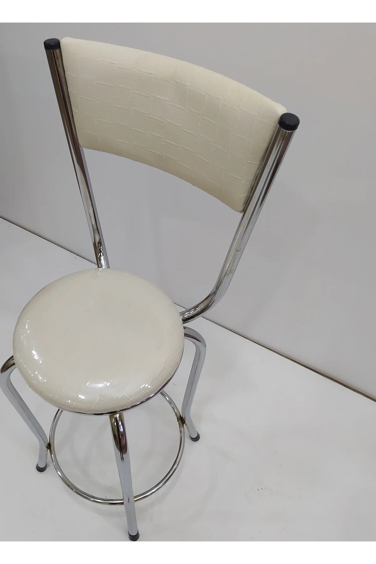 Sandalye17857 BAR Yüksek Model KREM 4ad Metal nikelaj Suni deri döşem El yapım Sandalye17857 BAR Yüksek Model KREM 4ad Metal nikelaj Suni deri döşem El yapım - Görsel 4