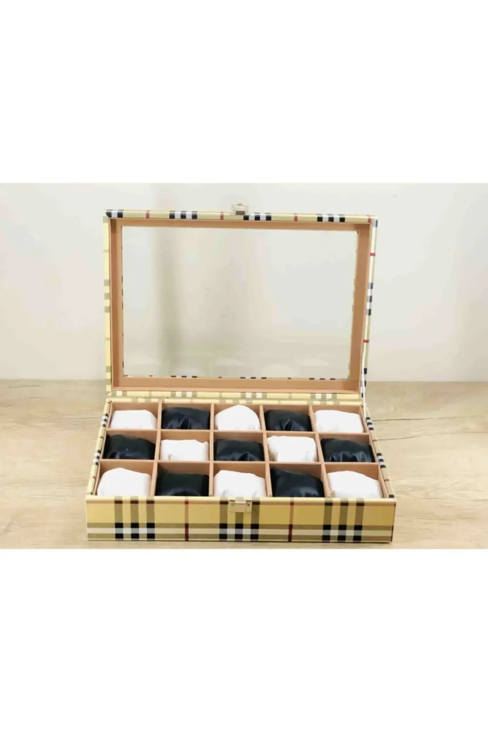 Sarı Ekoseli Bayanlara Özel Modern Dekoratif Cam Kapak Yastıklı K