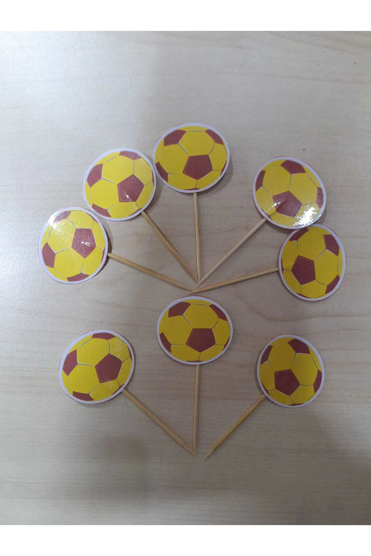 SARI & KIRMIZI Futbol Topu Temalı Doğum Günü Kürdanı ,pasta Süsü 