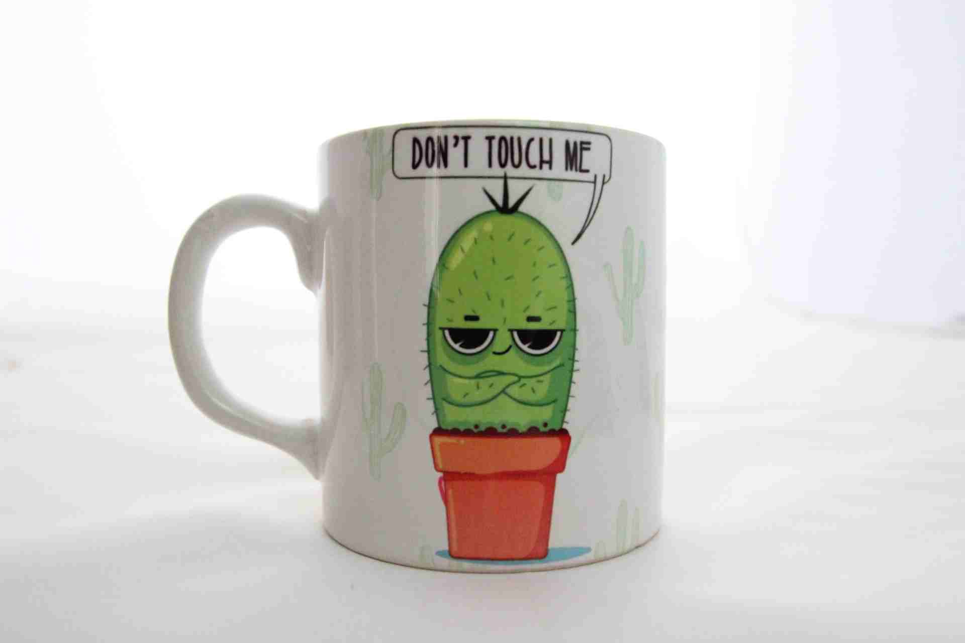 Sarı Renk Termos Kaktüs Model Kupa Ve Baskılı Defter Hediye Kutusu