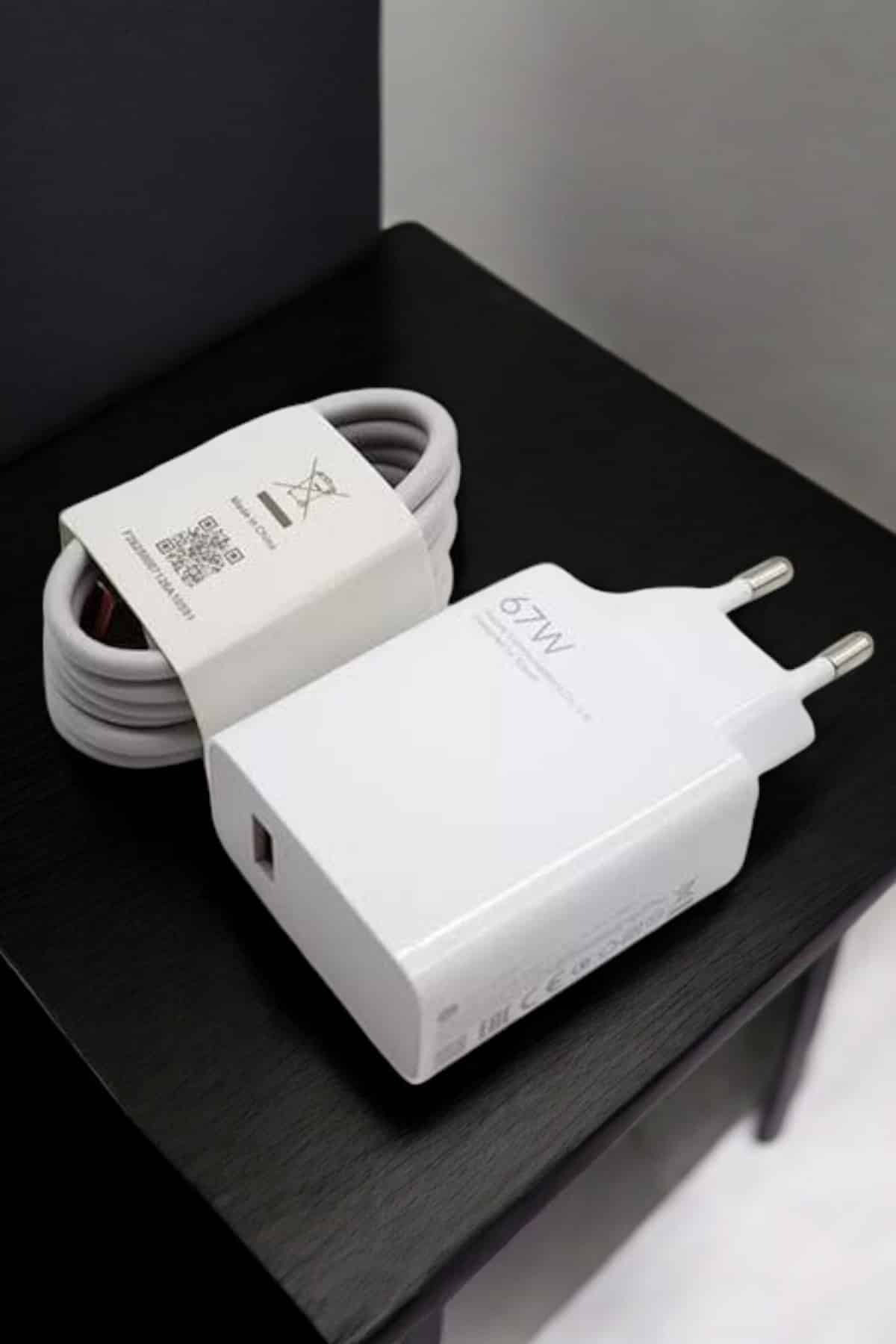 Şarj Aleti 67W Hızlı Şarj Turbo Type-C Uyumlu Şarj Adaptörü Kablo