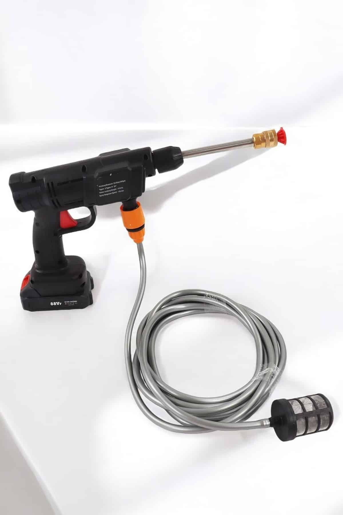 ŞARJLI ARAÇ YIKAMA - Lisinya