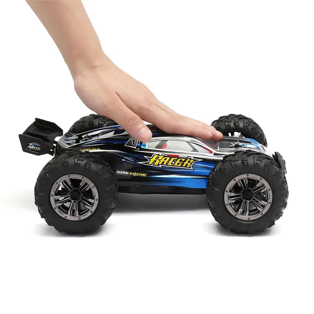 Şarjlı Kumandalı Hızlı Araba 4X4 1:16 9136 Şarjlı Kumandalı Hızlı Araba 4X4 1:16 9136