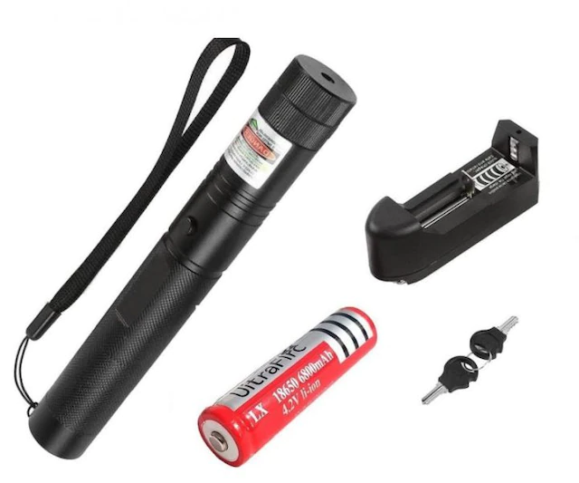 Şarjlı Yeşil Lazer Yakıcı Pointer 15 Km lazer 1000 mv (4490) Şarjlı Yeşil Lazer Yakıcı Pointer 15 Km lazer 1000 mv (4490)