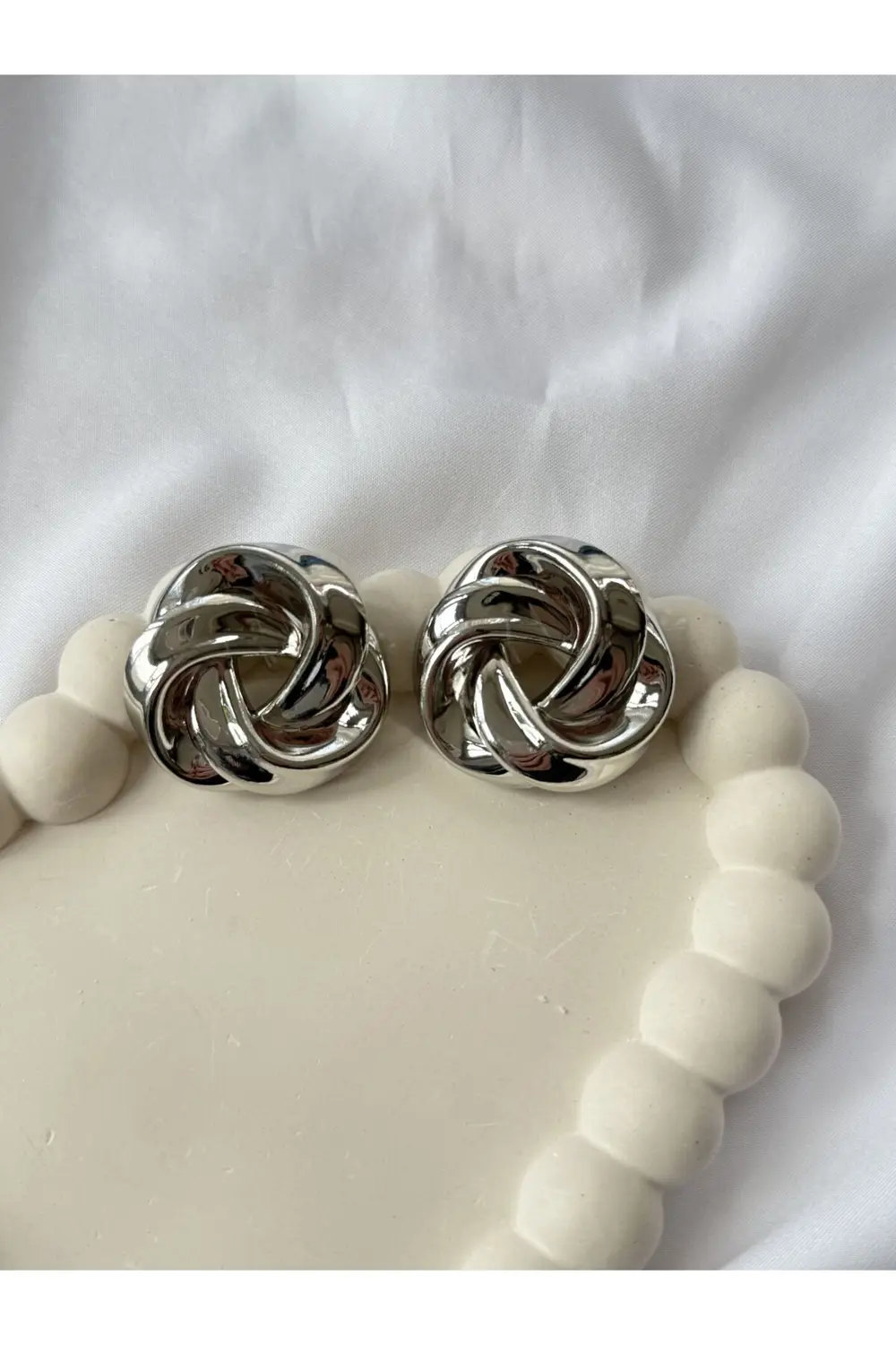 Atelier Emine Sarmal Halka Küpe