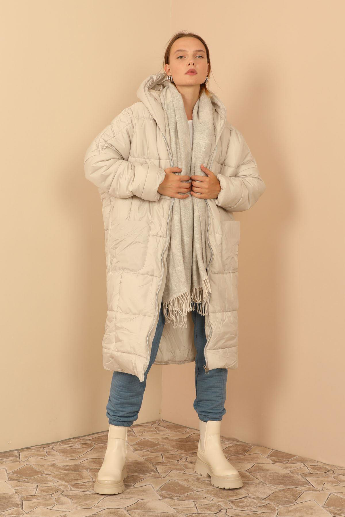SASHA MODA MONT TAŞ STD - Kapitone Kumaş Uzun Kol Kalp Yaka Overs