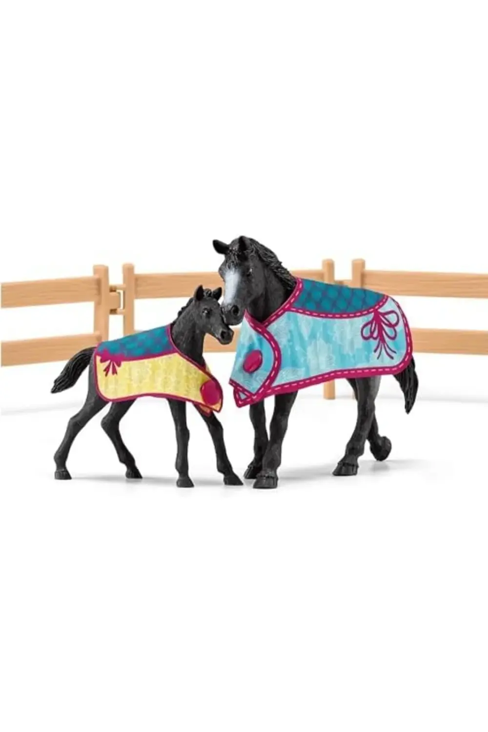 Schleich Club —Kısrak ve Taylı At Oyun Seti 1200752