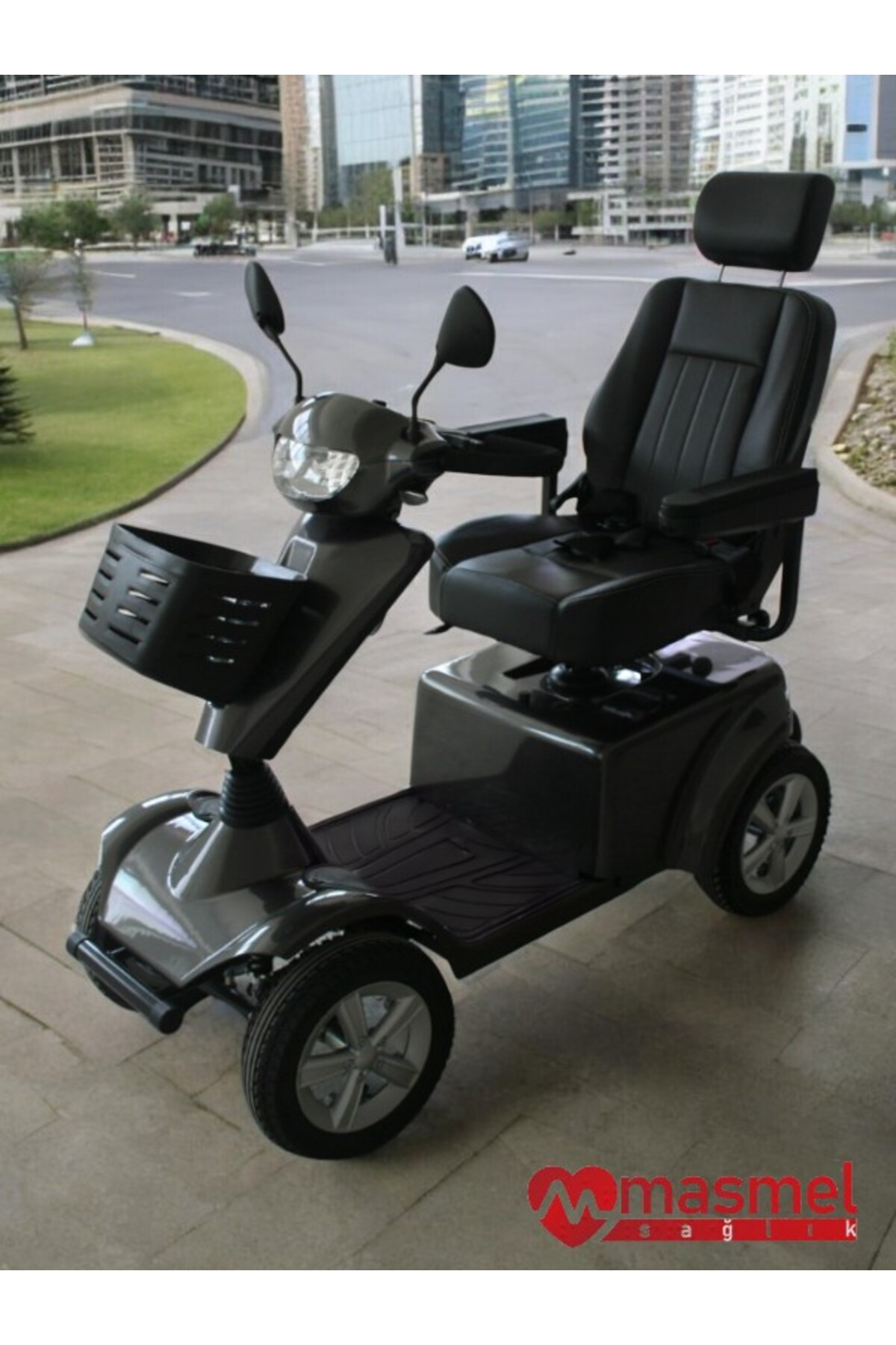 Scooter P402 Dört Tekerli Engelli Aracı