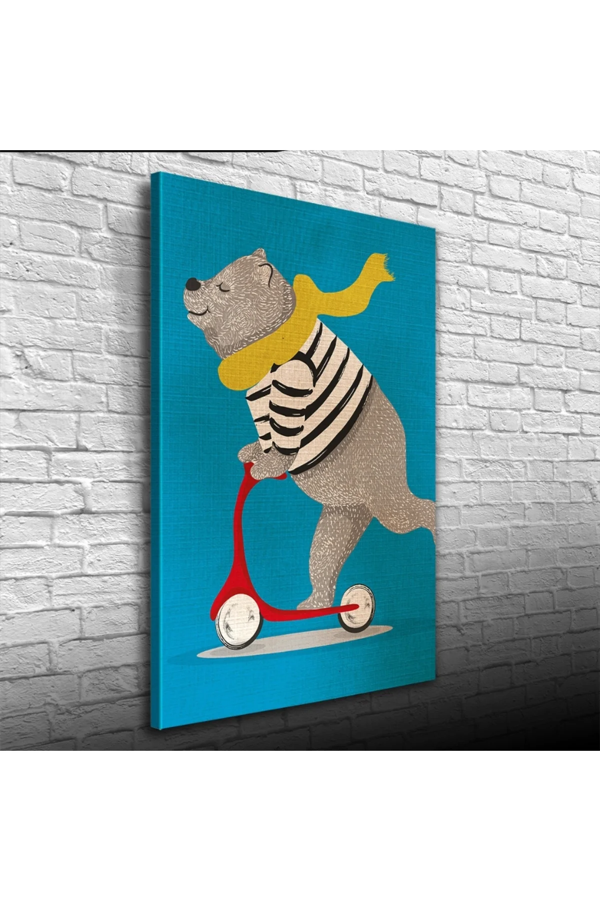 Scooter Süren Sevimli Ayı Kanvas Tablo 50 x 70