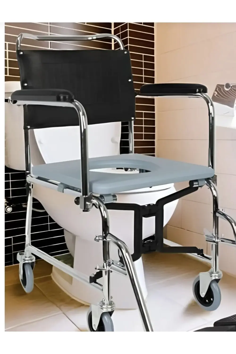 Sdm İron Klozetli Tekerlekli Katlanır 689 Tuvalet Sandalyesi