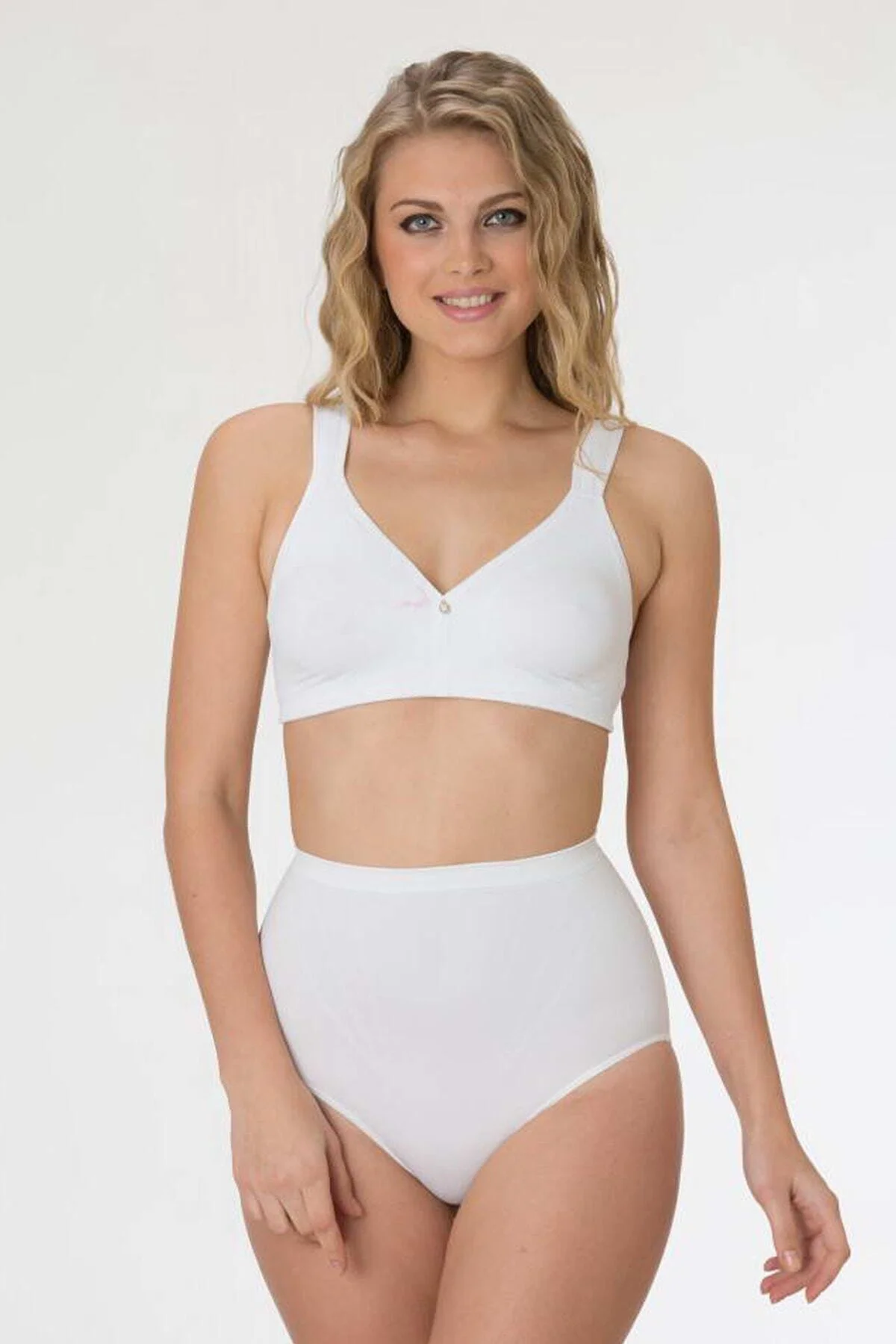 Seamless Toparlayıcı Slip Yeni Sezon